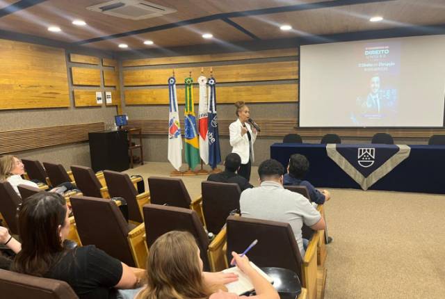 Congresso de Direito reúne quase 2 mil pessoas em três dias de evento