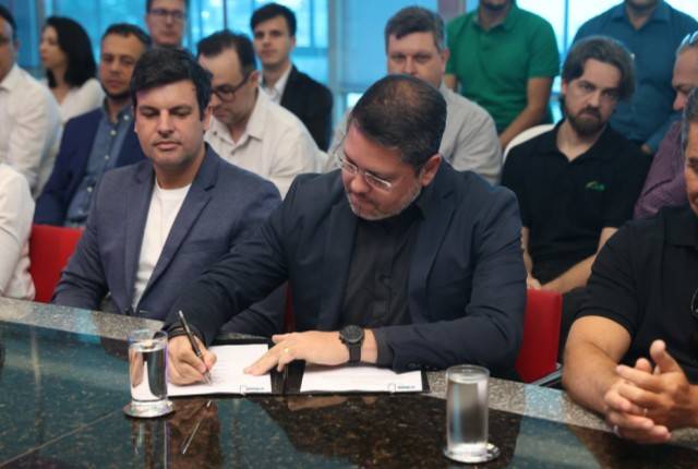 Uniube participa do lançamento do programa Uberlând.I.A.
