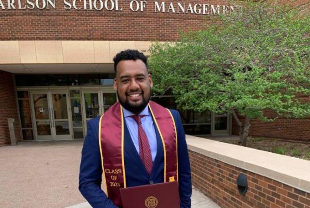 Egresso da Uniube Uberlândia constrói carreira internacional e faz MBA em Minnesota