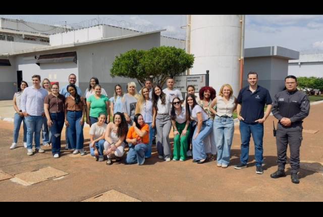 Alunos de Direito da Uniube Uberlândia realizam visita técnica à Penitenciária Professor João Pimenta da Veiga